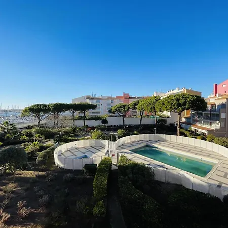 Centre Port, Piscine, Proche Plage, Box Privatif - Fr-1-723-125 Apartment Agde
